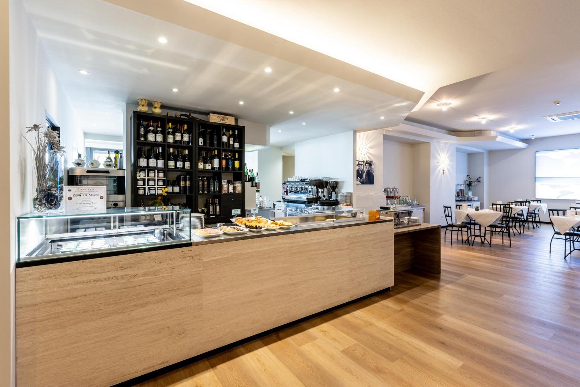 Hotel Astoria Pesaro Zewnętrze zdjęcie