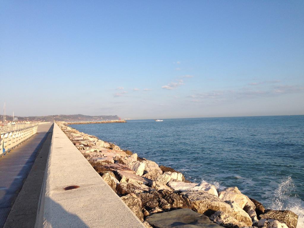Hotel Astoria Pesaro Zewnętrze zdjęcie