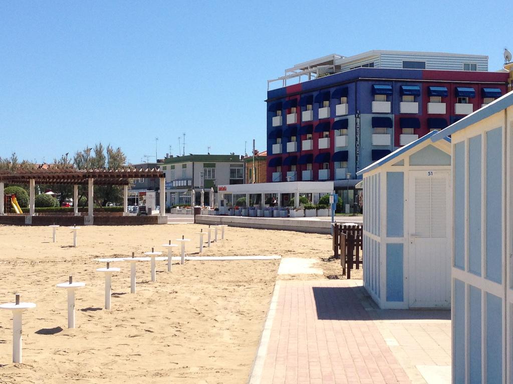 Hotel Astoria Pesaro Zewnętrze zdjęcie