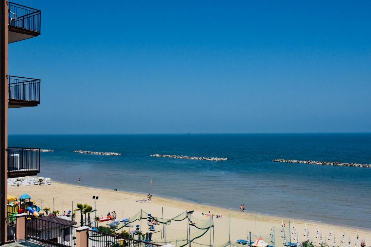Hotel Astoria Pesaro Zewnętrze zdjęcie