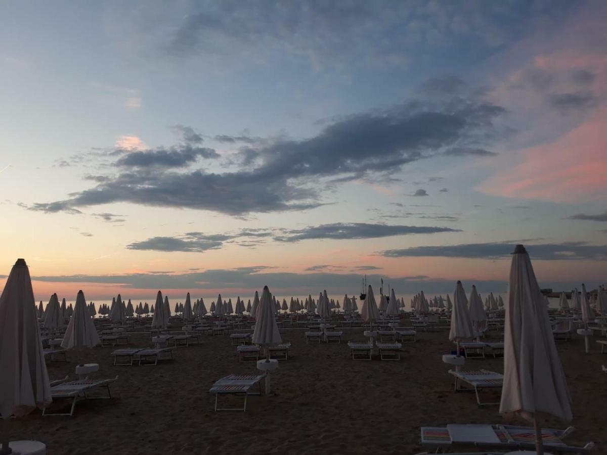 Hotel Astoria Pesaro Zewnętrze zdjęcie